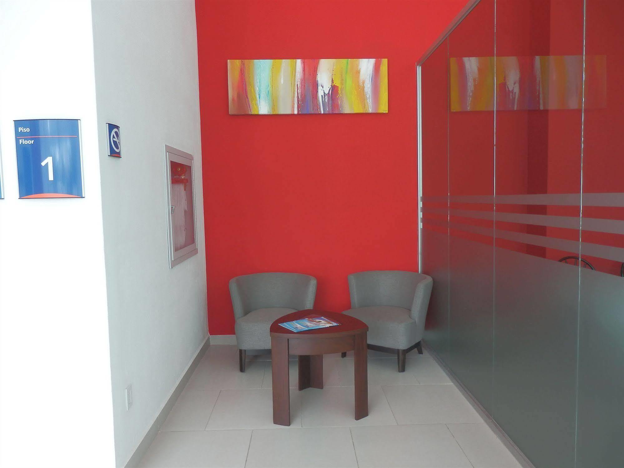 Hotel Hex Estelí エクステリア 写真