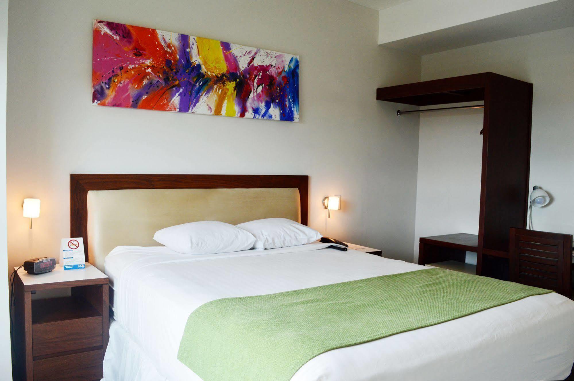 Hotel Hex Estelí エクステリア 写真